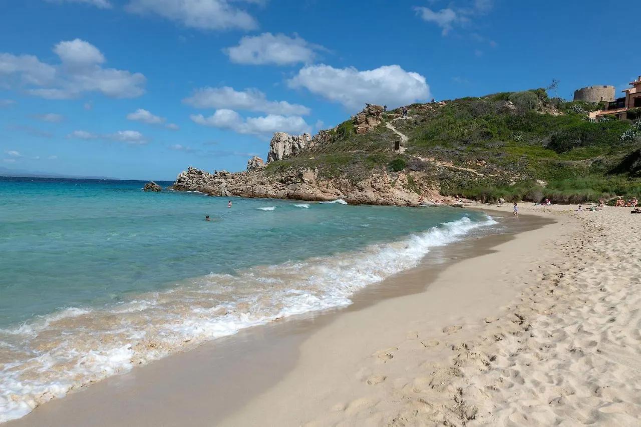 Glorious Residence Le Pavoncelle One Bedroom Sleeps Four Child Num1450 Santa Teresa Gallura Apartment