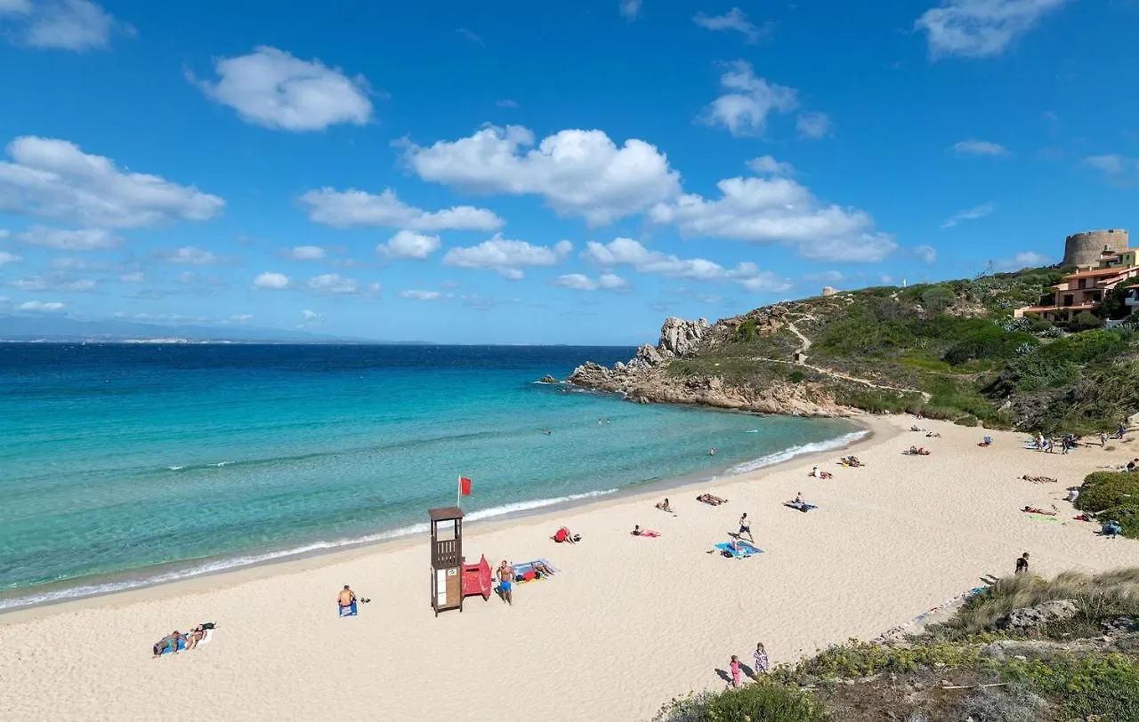 Apartment Glorious Residence Le Pavoncelle One Bedroom Sleeps Four Child Num1450 Santa Teresa Gallura