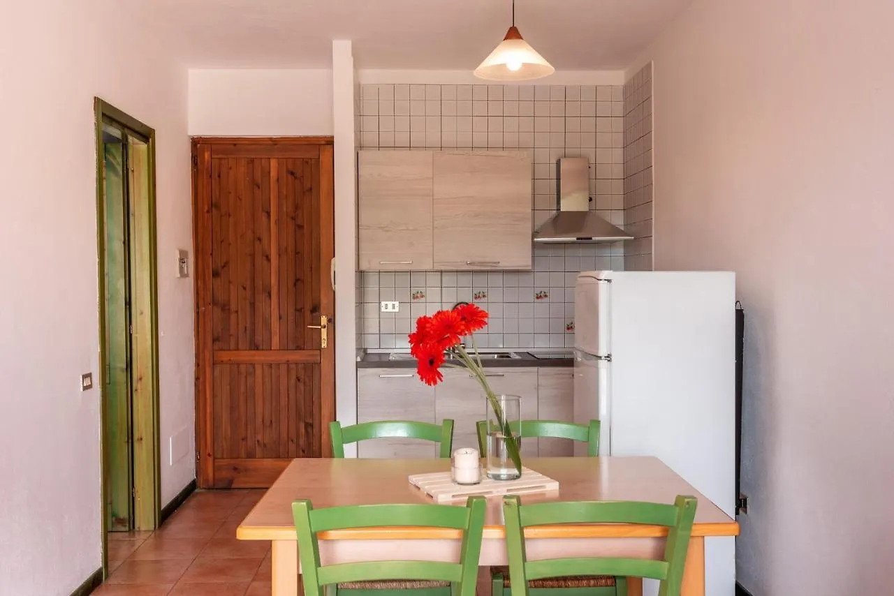 Glorious Residence Le Pavoncelle One Bedroom Sleeps Four Child Num1450 Santa Teresa Gallura 0*,  Italy